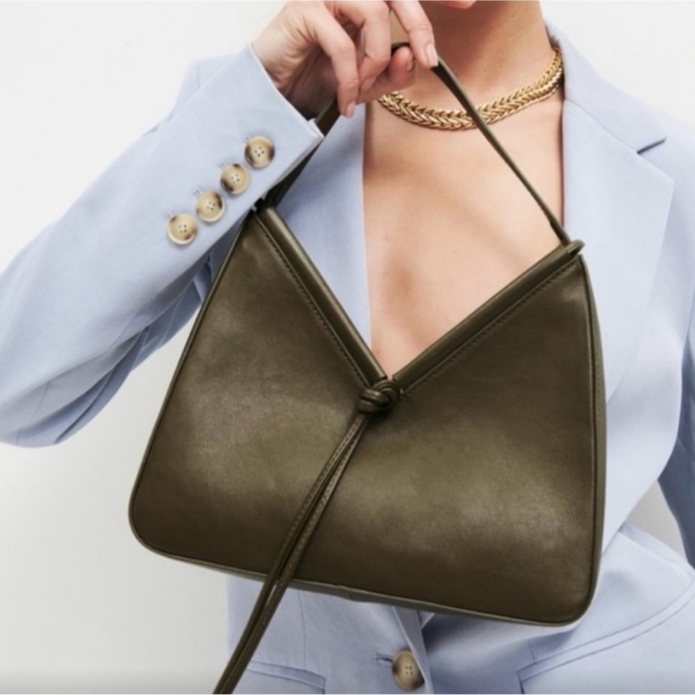 Reformation Olive green Shoulder Bag magnetic closure leather gorgeous classy!